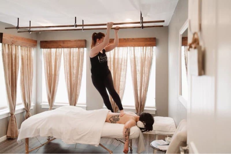 Ashiatsu deep tissue plus massage 90min
